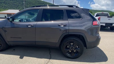 2023 Jeep Cherokee Altitude Lux