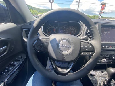 2023 Jeep Cherokee Altitude Lux