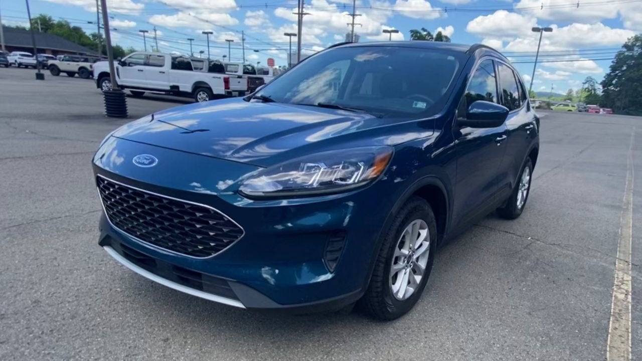 2020 Ford Escape SE