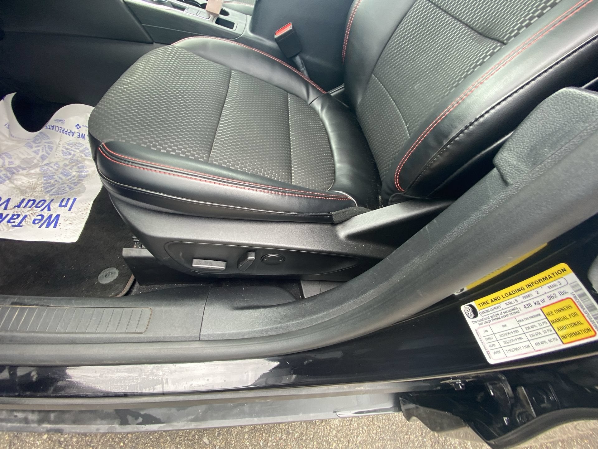 2023 Ford Escape ST-Line Select