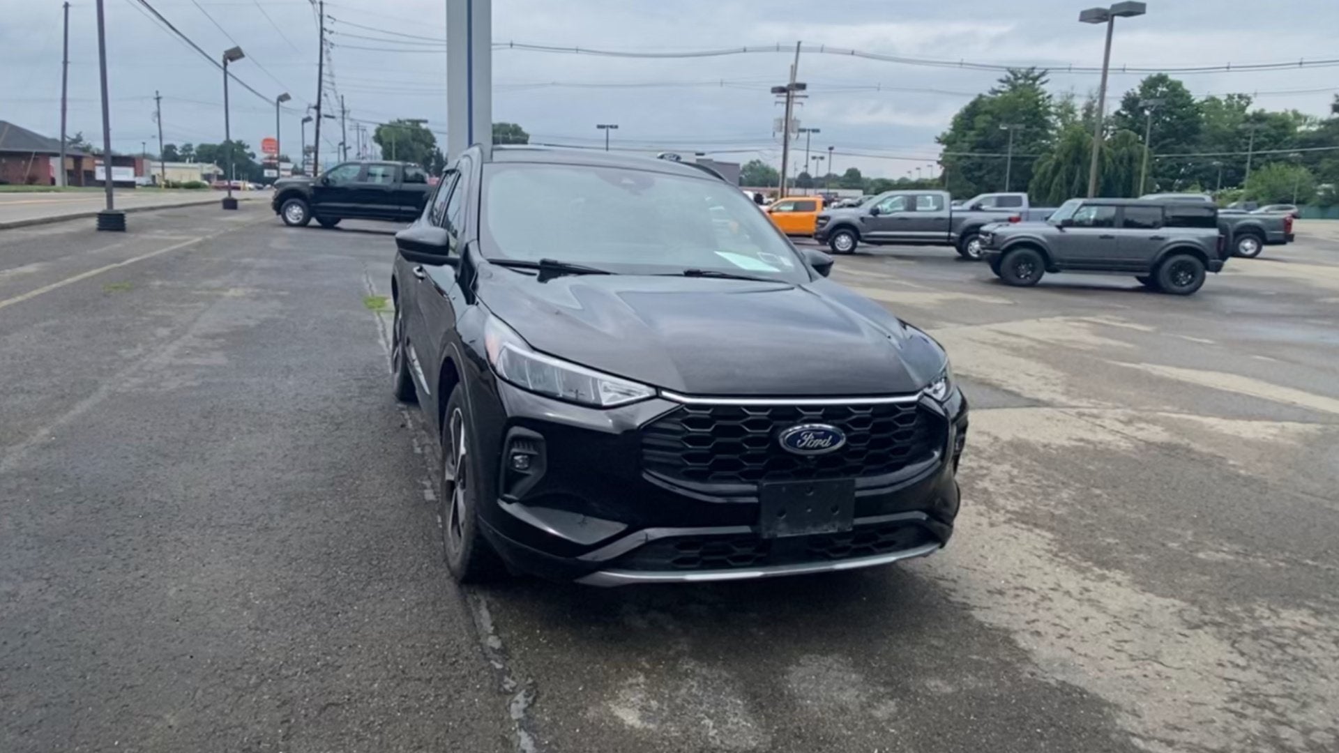 2023 Ford Escape ST-Line Select