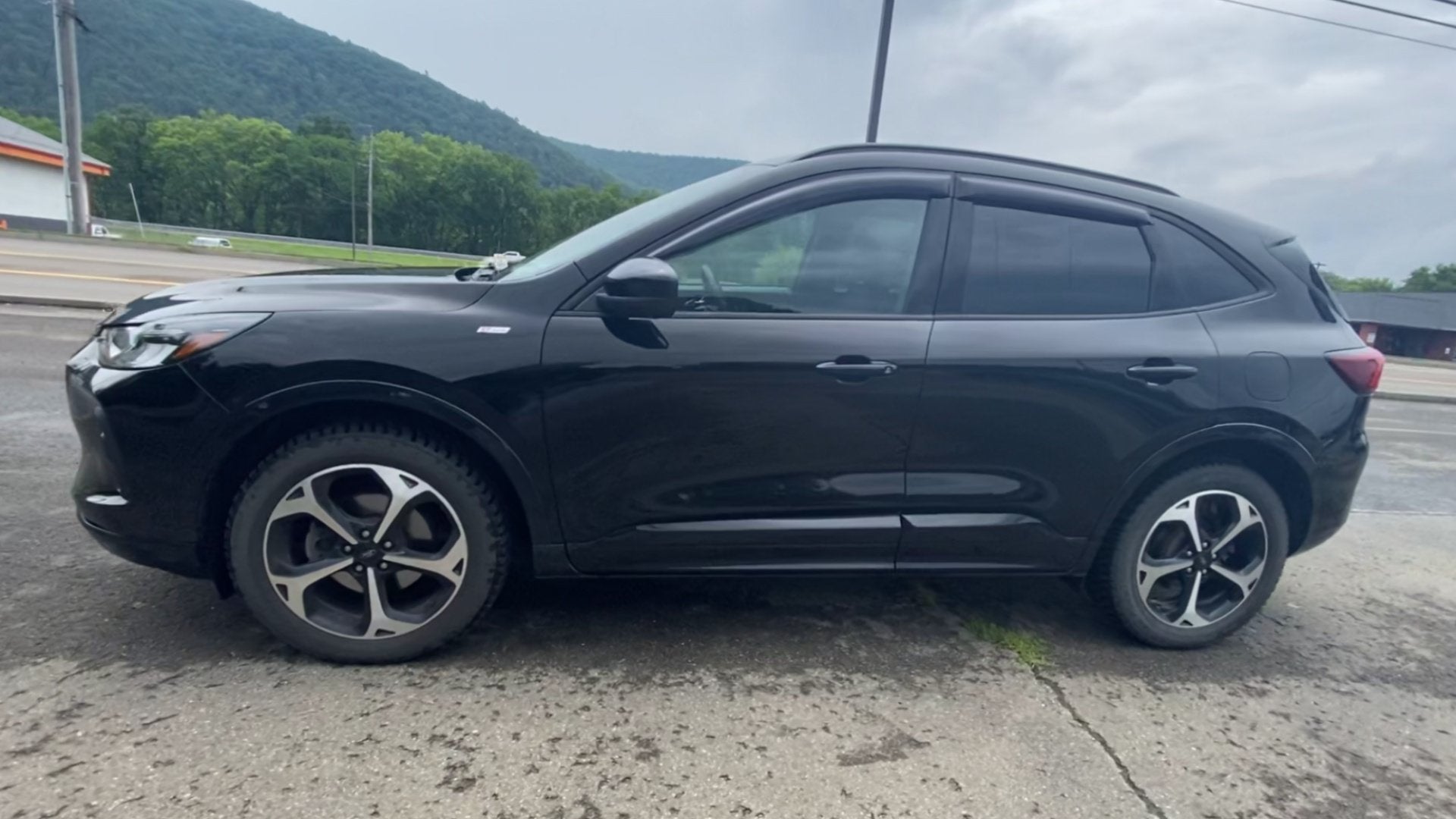 2023 Ford Escape ST-Line Select