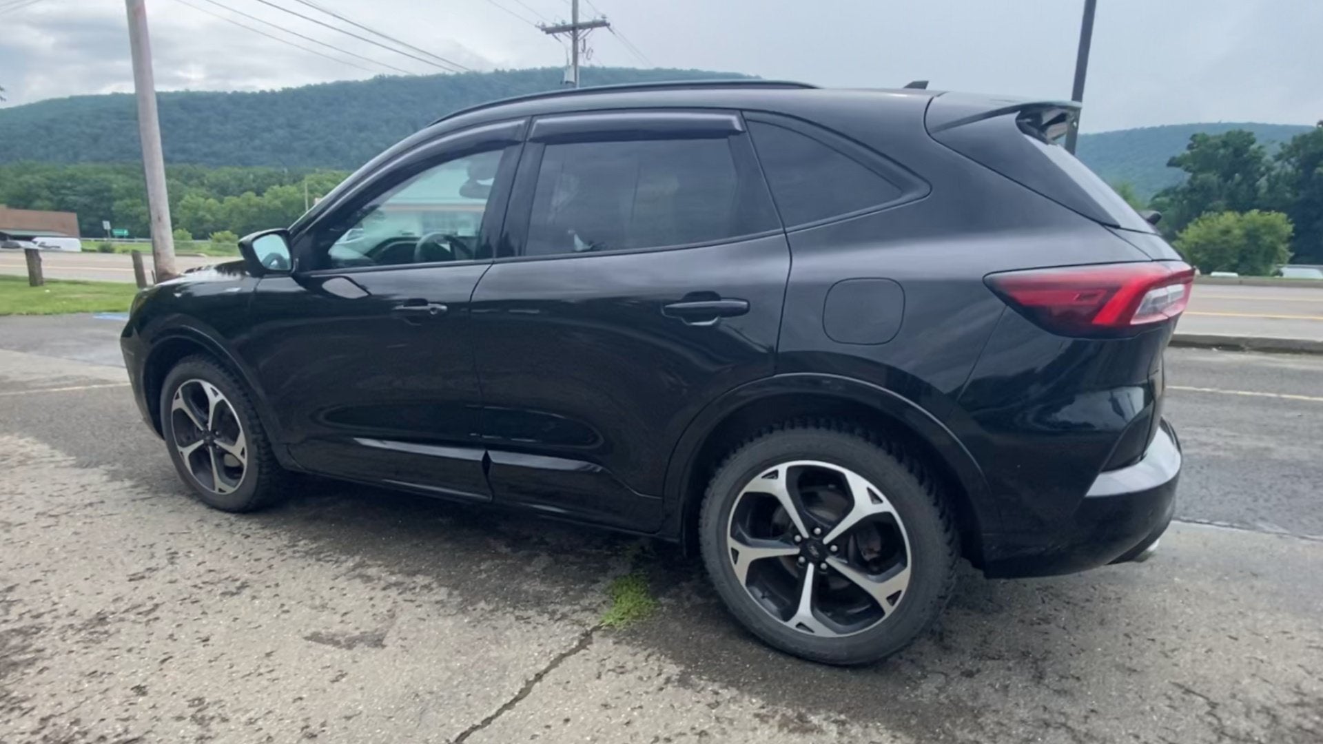 2023 Ford Escape ST-Line Select