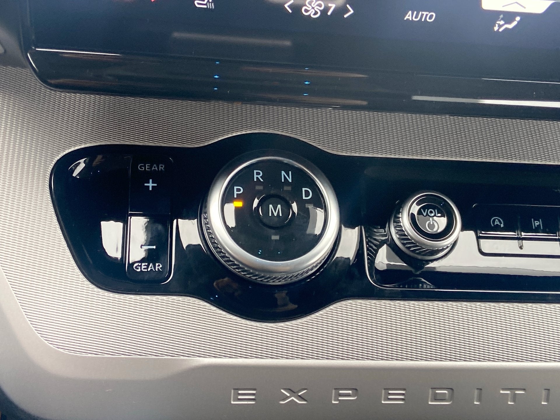 2027 Ford Expedition Max Active