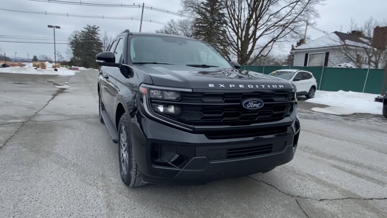 2026 Ford Expedition Active