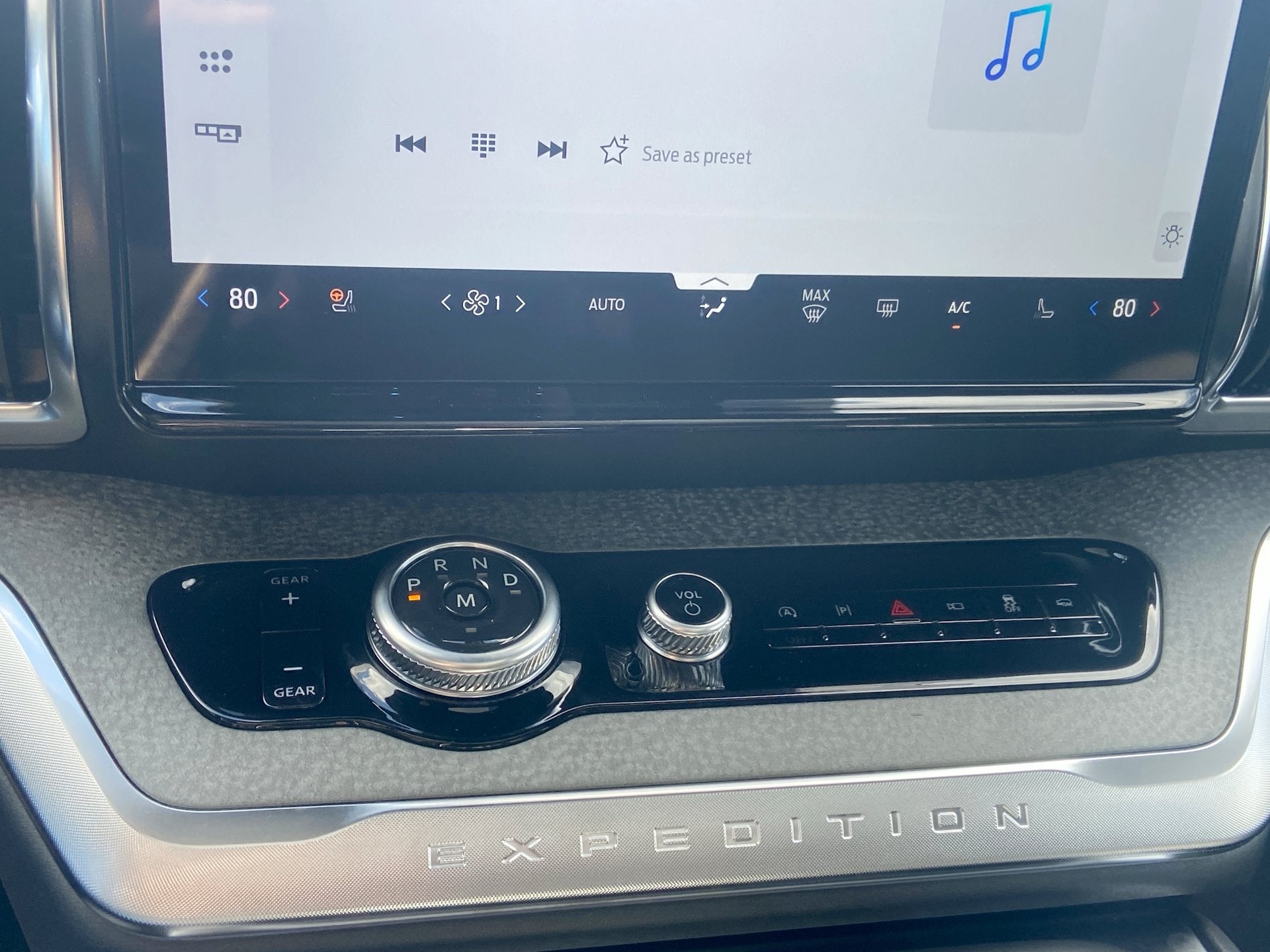 2027 Ford Expedition Tremor
