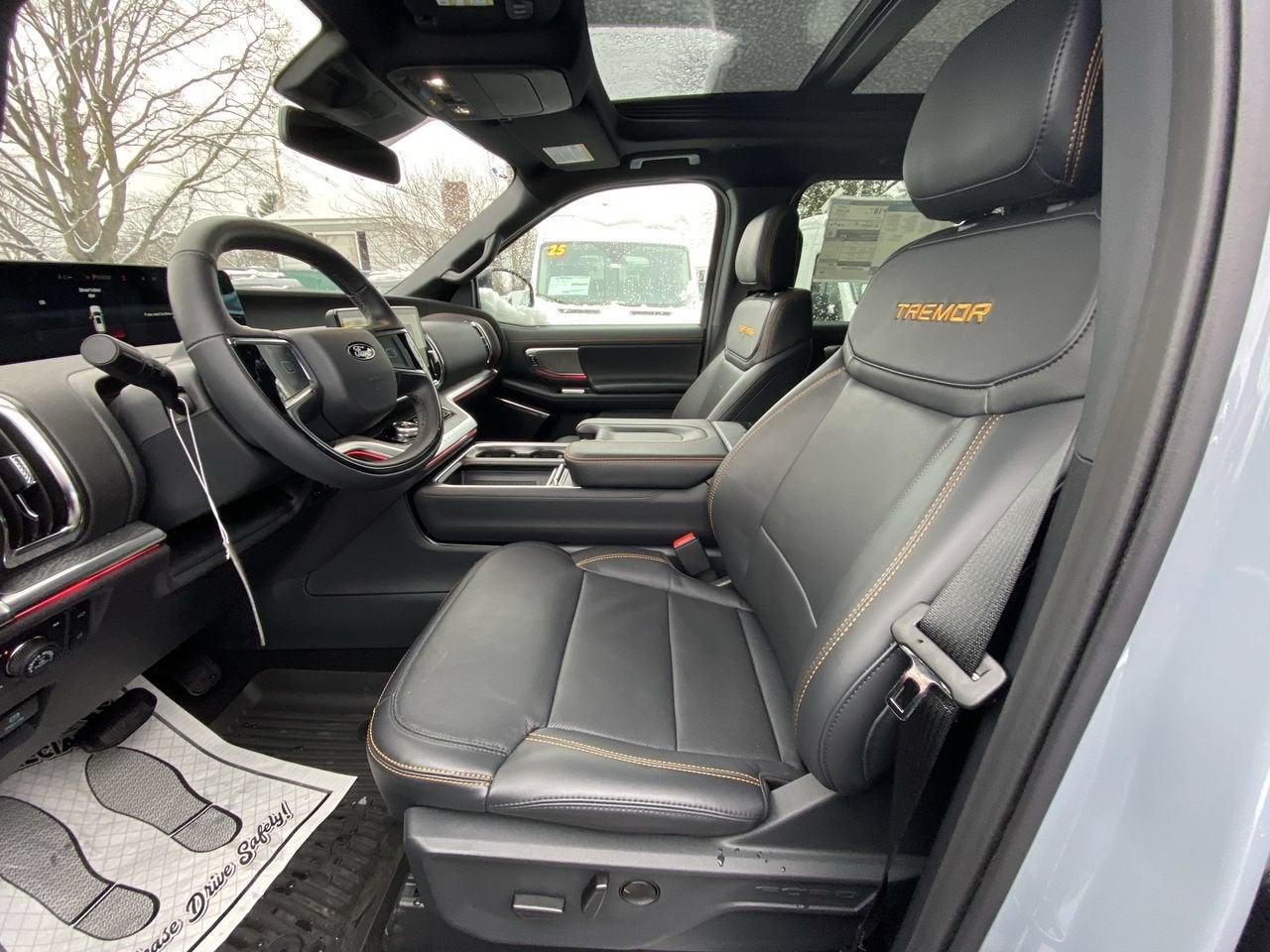 2025 Ford Expedition Tremor