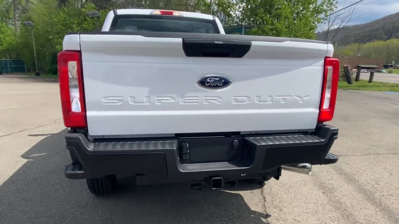 2026 Ford Super Duty F-250 SRW Base