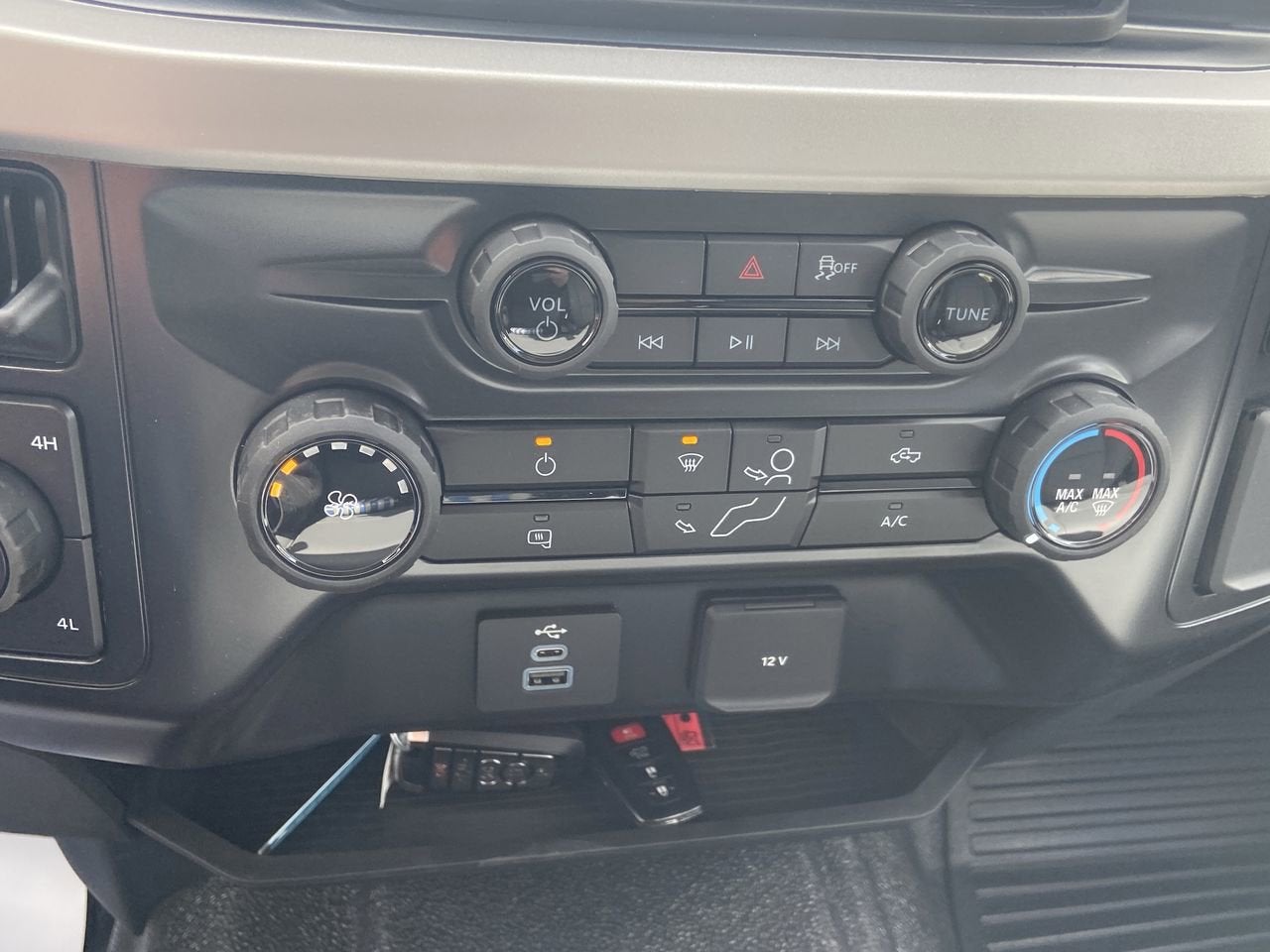 2026 Ford Super Duty F-250 SRW Base