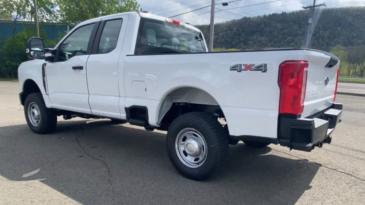 2026 Ford Super Duty F-250 SRW Base
