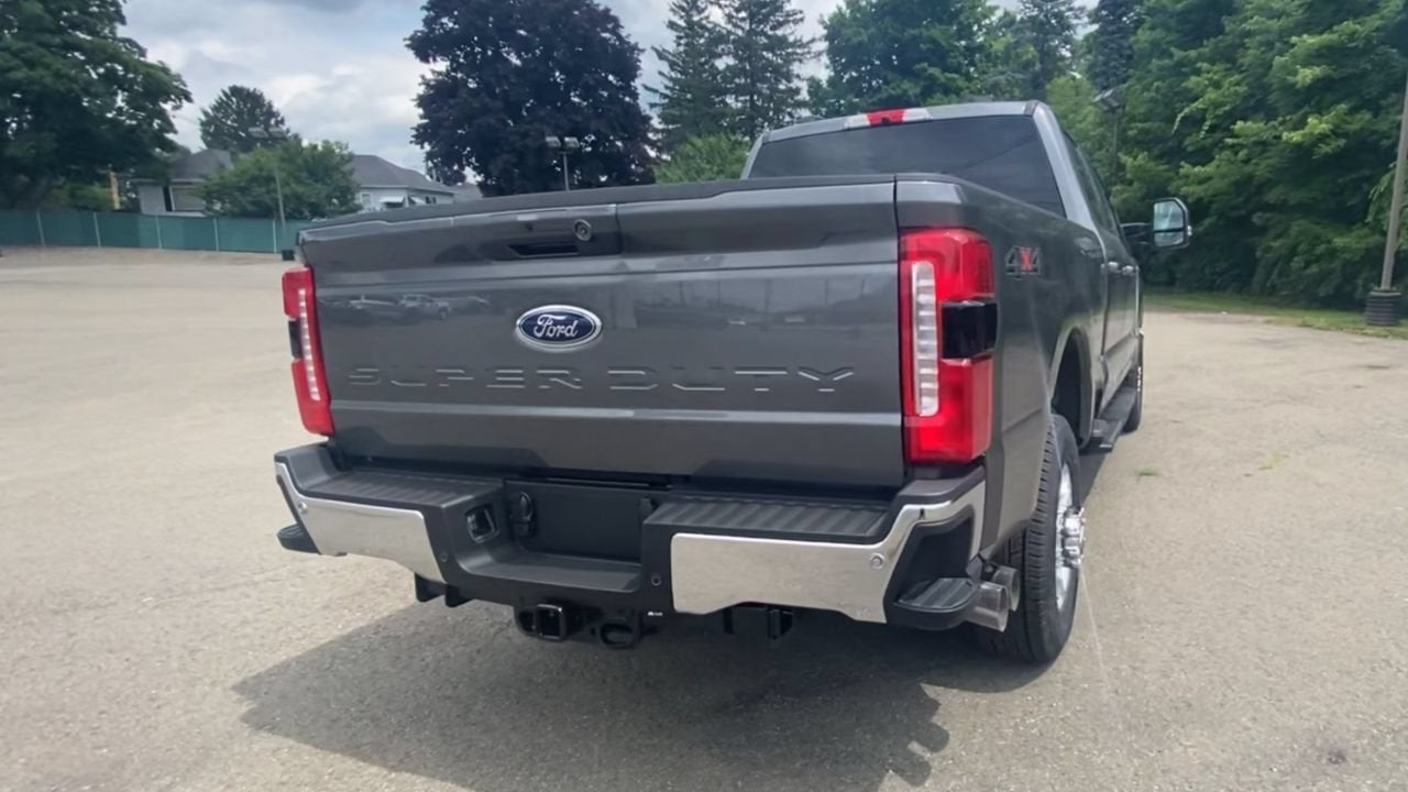 2026 Ford Super Duty F-250 SRW XLT