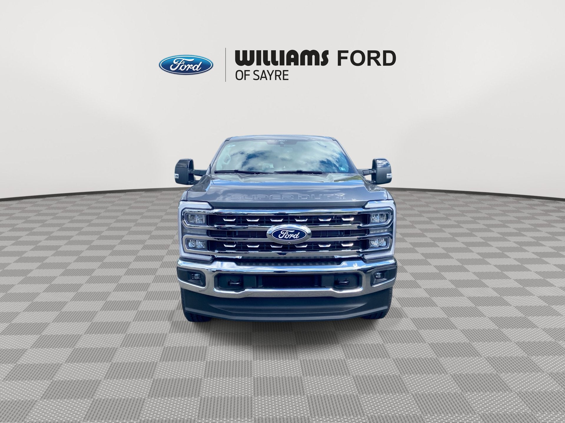 2027 Ford Super Duty F-350 SRW LARIAT