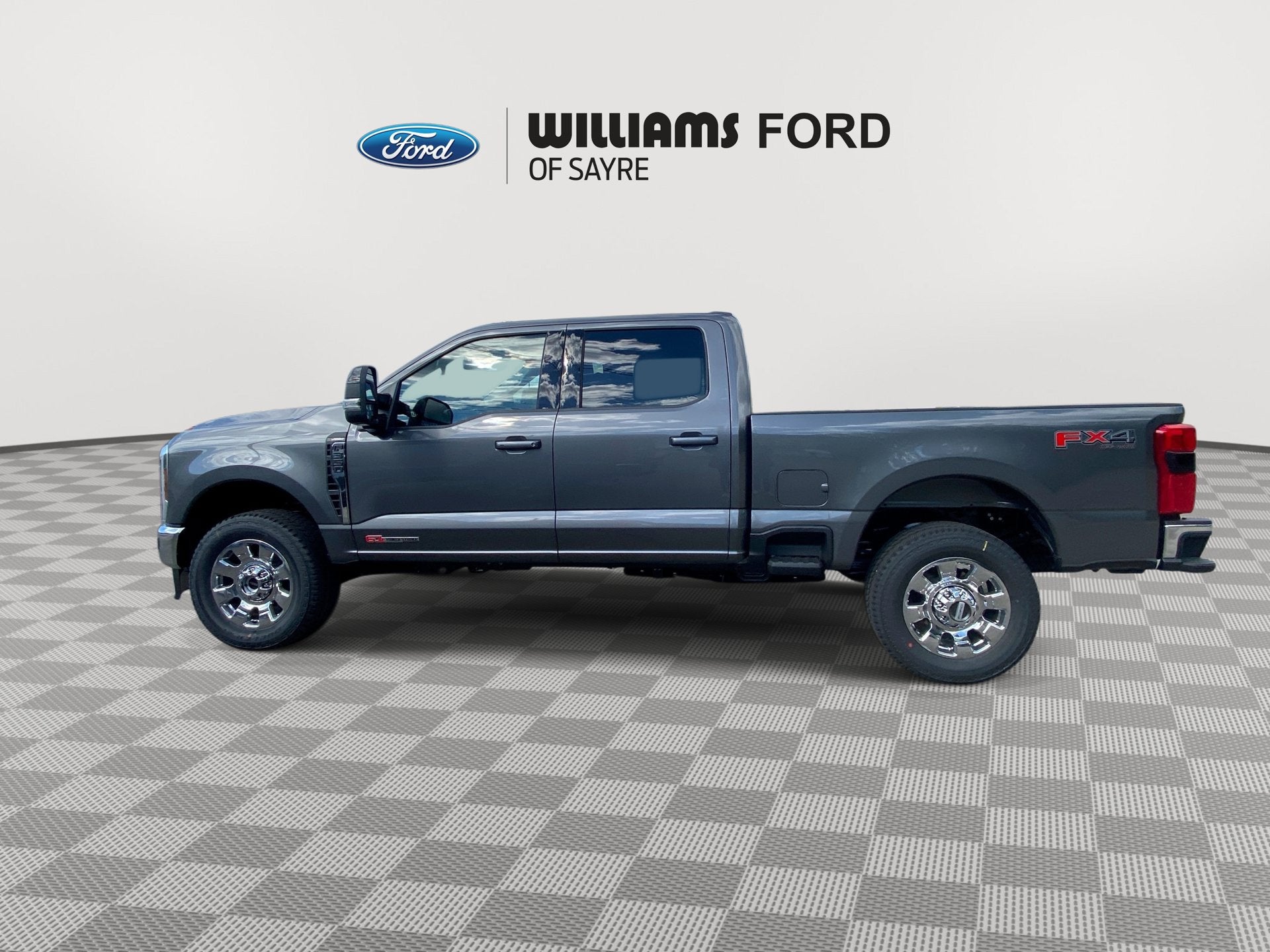 2027 Ford Super Duty F-350 SRW LARIAT