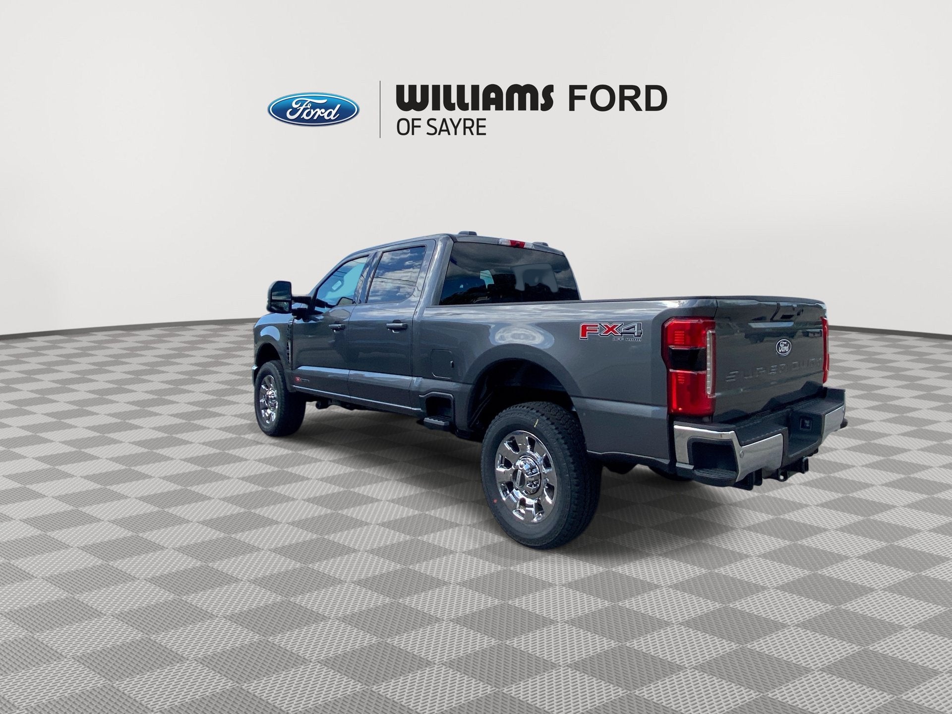 2027 Ford Super Duty F-350 SRW LARIAT