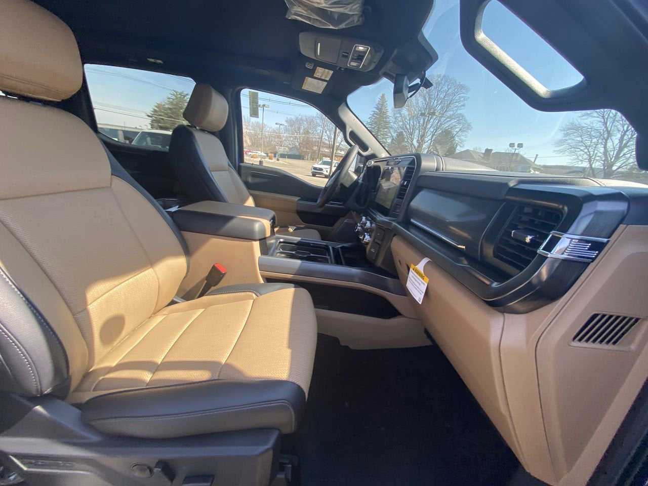 2026 Ford Super Duty F-350 SRW LARIAT