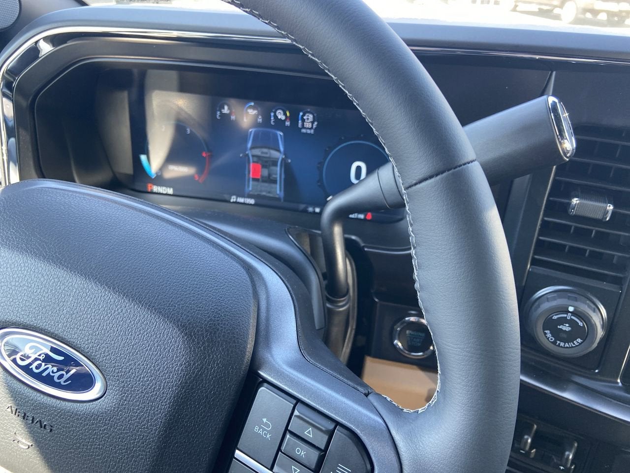 2026 Ford Super Duty F-350 SRW LARIAT