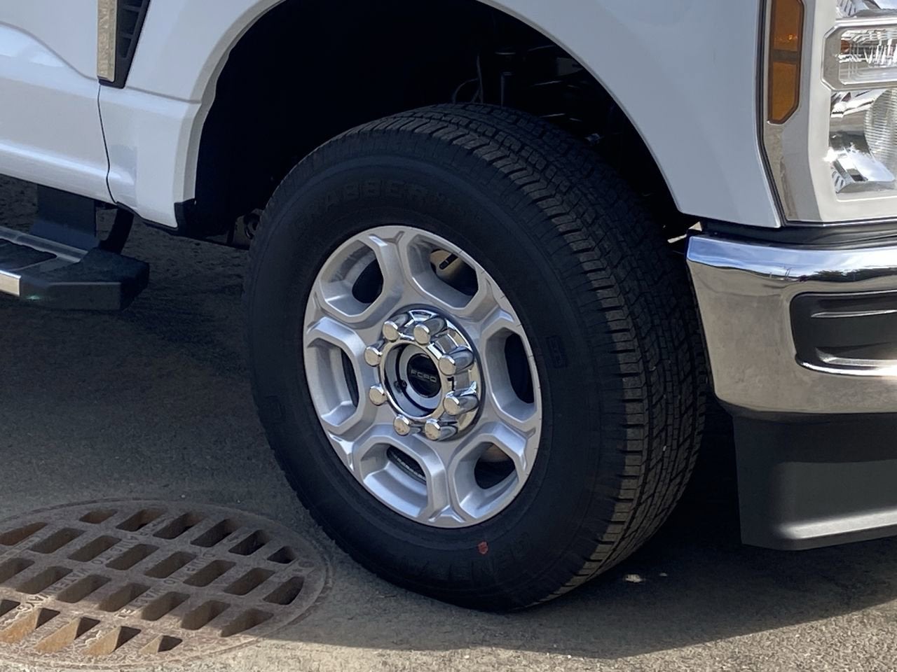 2026 Ford Super Duty F-350 SRW XLT