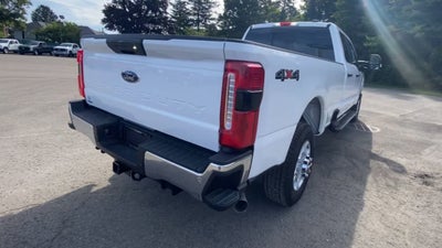 2026 Ford Super Duty F-350 SRW XLT