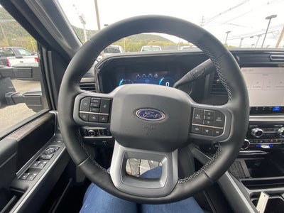 2026 Ford Super Duty F-350 SRW LARIAT