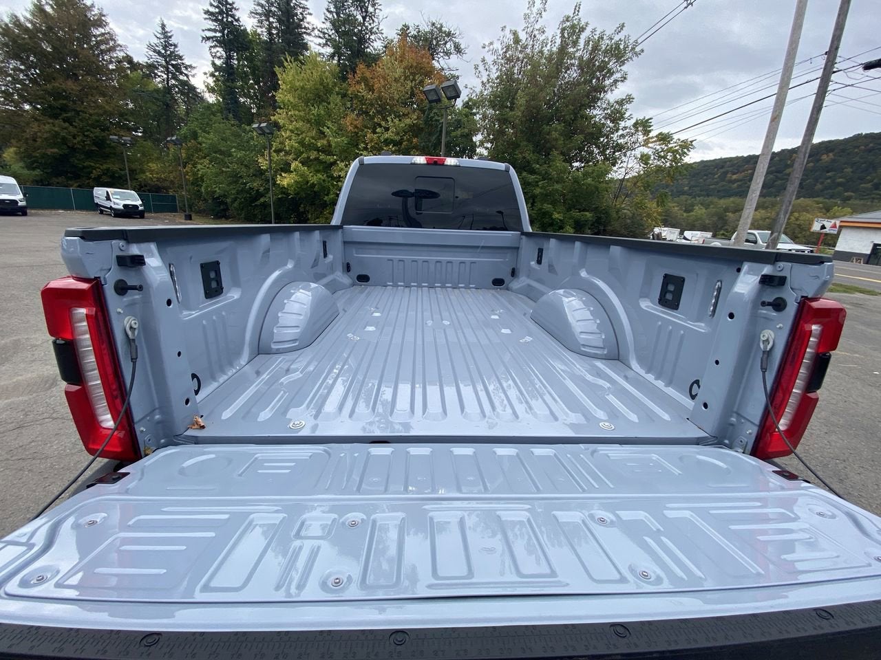 2026 Ford Super Duty F-350 SRW LARIAT