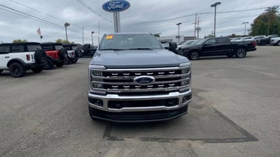 2026 Ford Super Duty F-350 SRW LARIAT