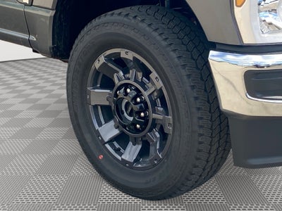 2027 Ford Super Duty F-350 SRW F-350® XLT