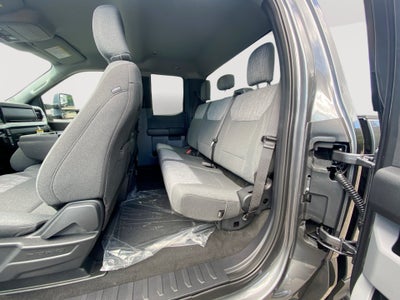 2027 Ford Super Duty F-350 SRW F-350® XLT