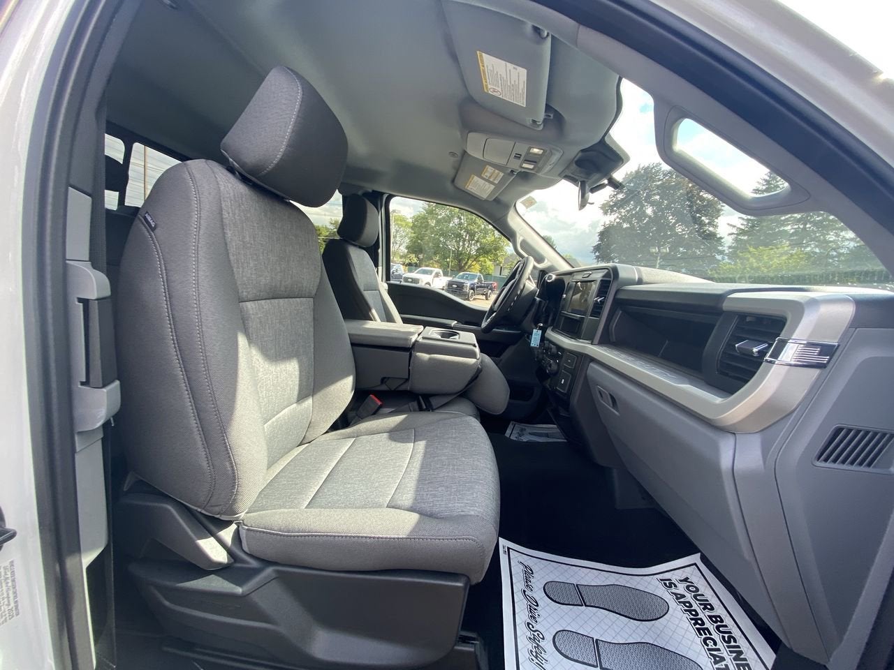 2025 Ford Super Duty F-350 SRW XL