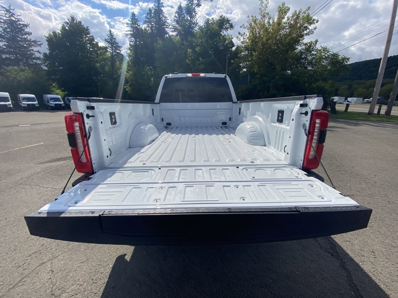 2025 Ford Super Duty F-350 SRW XL