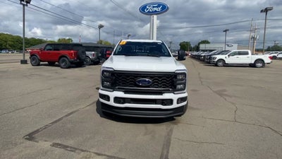2025 Ford Super Duty F-350 SRW XL