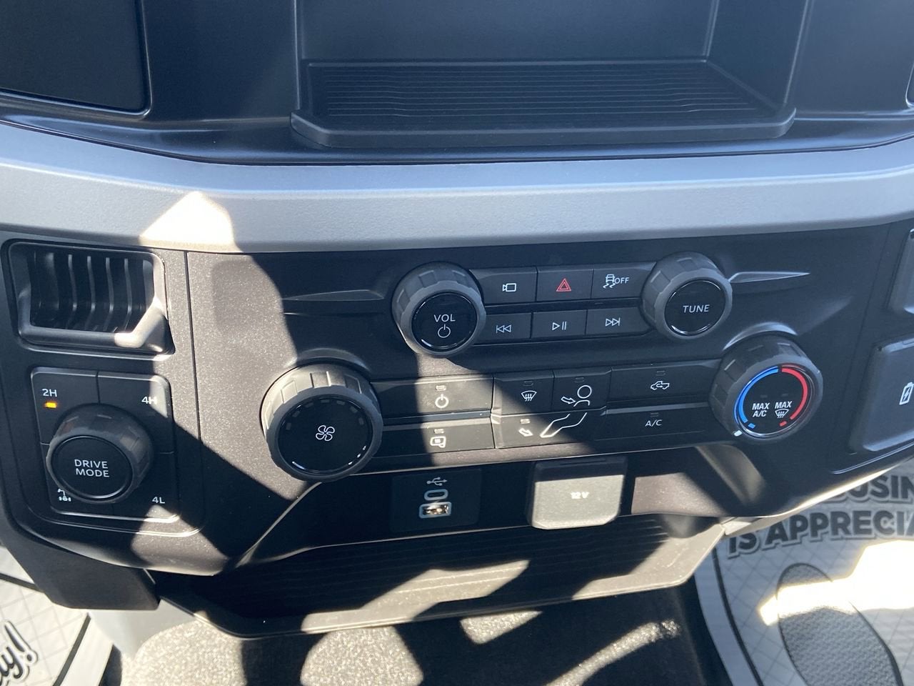 2025 Ford Super Duty F-350 SRW XL