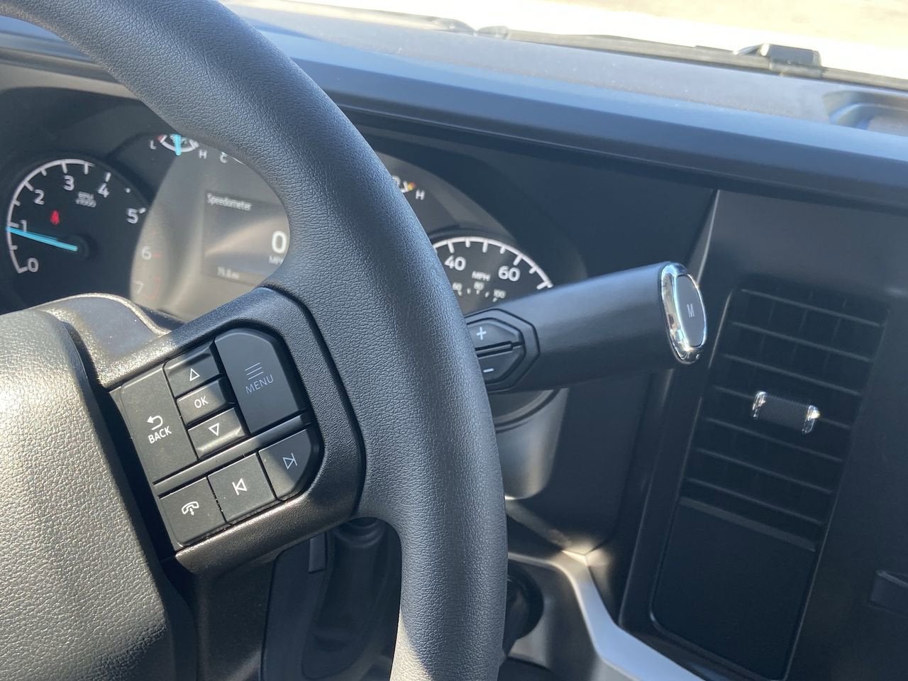 2025 Ford Super Duty F-350 SRW XL