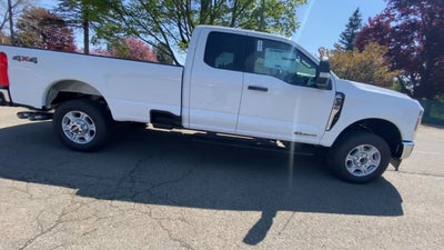 2026 Ford Super Duty F-350 SRW XLT
