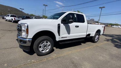 2026 Ford Super Duty F-350 SRW XLT