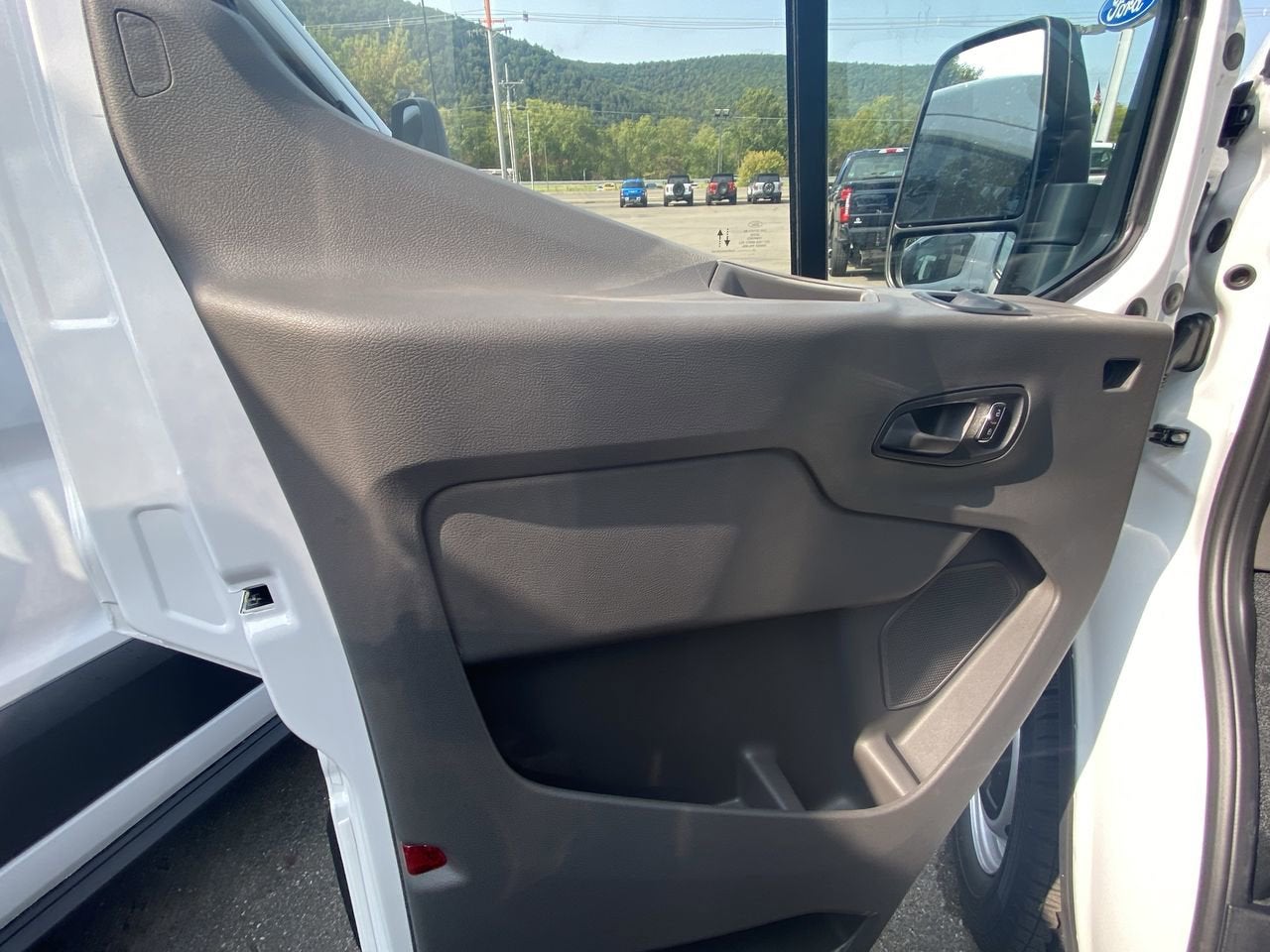 2025 Ford Transit Cargo Van Base