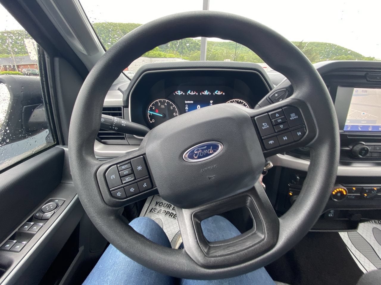 2022 Ford F-150 Base
