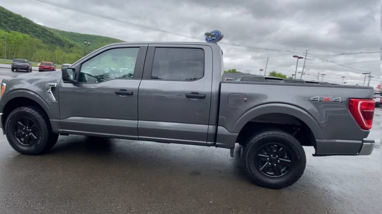 2022 Ford F-150 Base