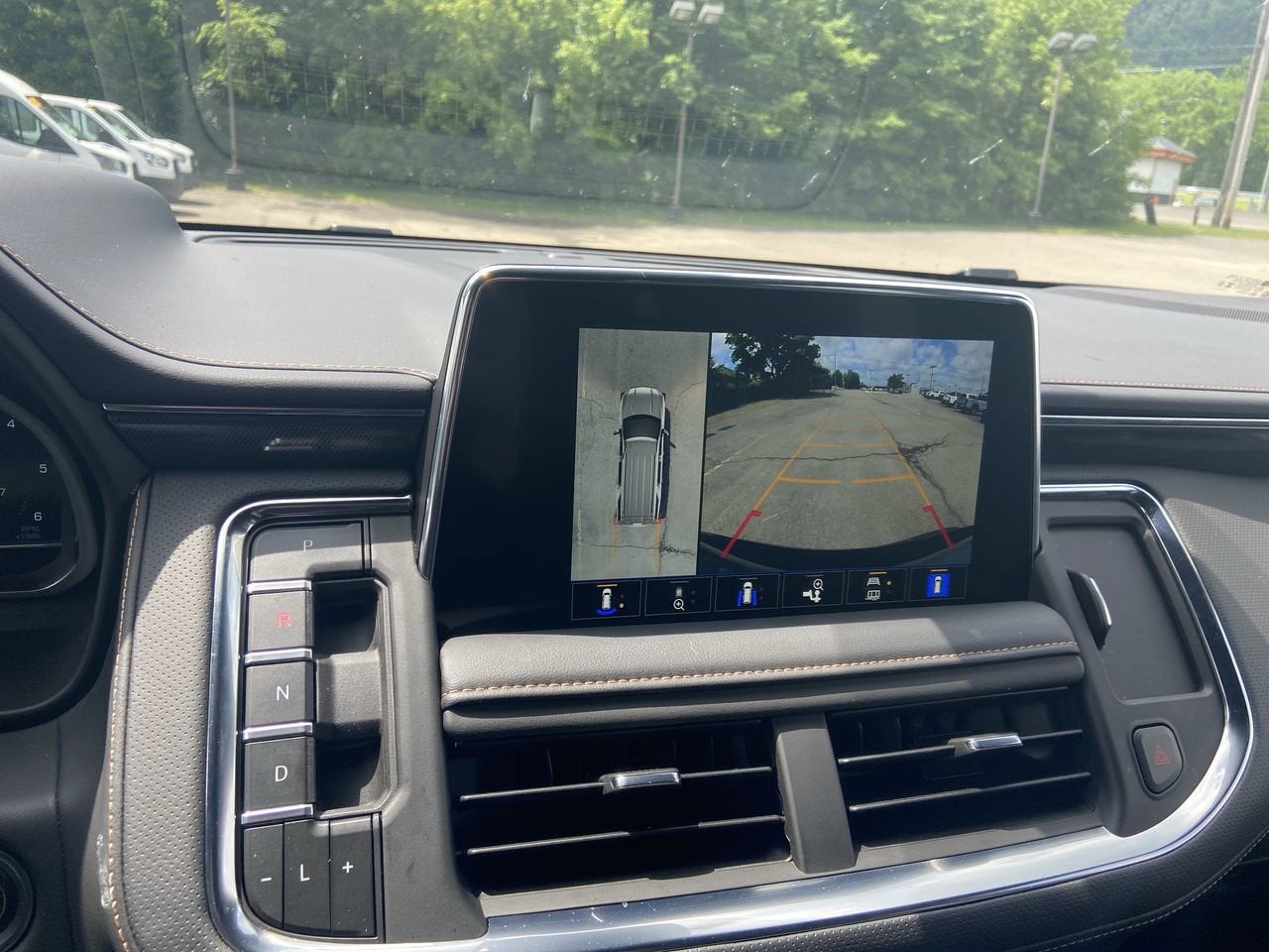 2024 GMC Yukon AT4