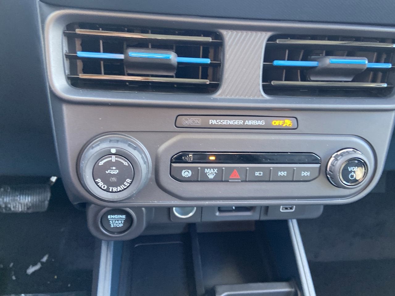 2026 Ford Maverick Lobo High