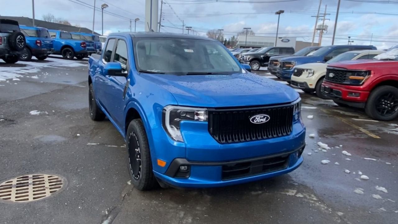 2026 Ford Maverick Lobo Standard