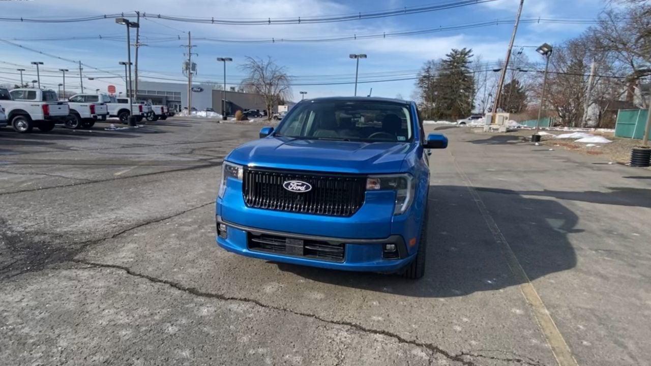 2026 Ford Maverick Lobo Standard