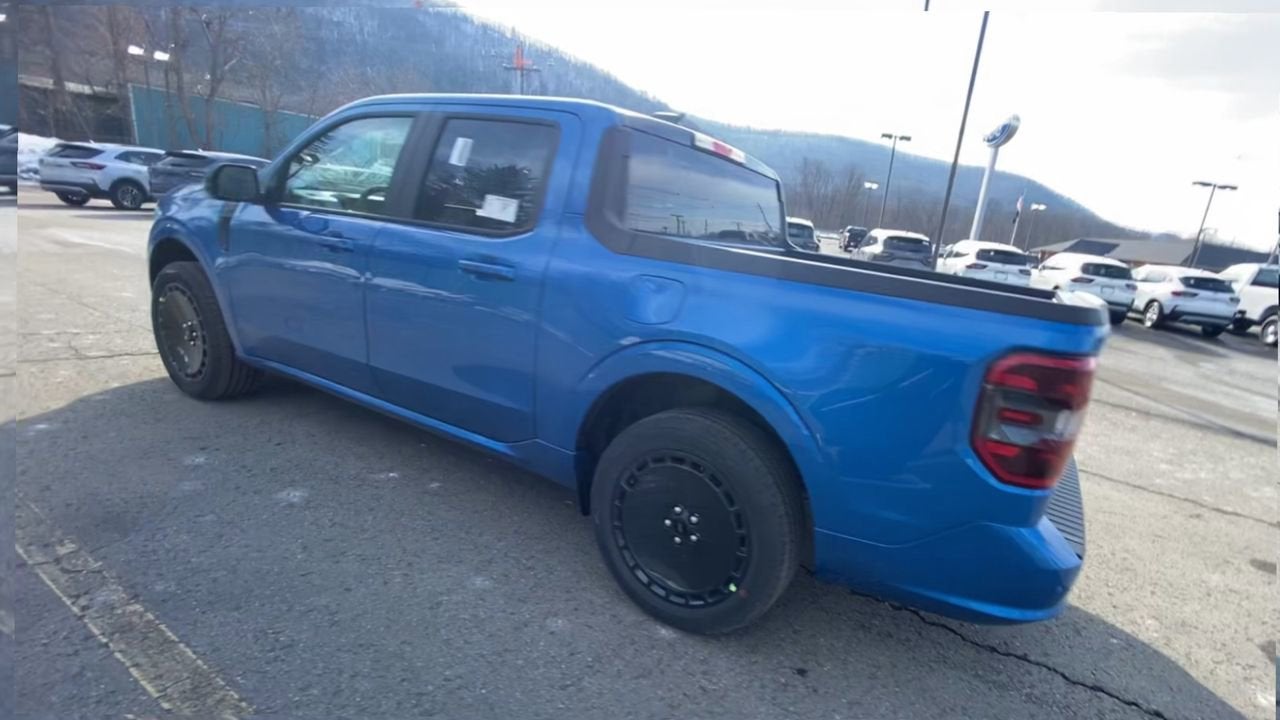 2026 Ford Maverick Lobo Standard