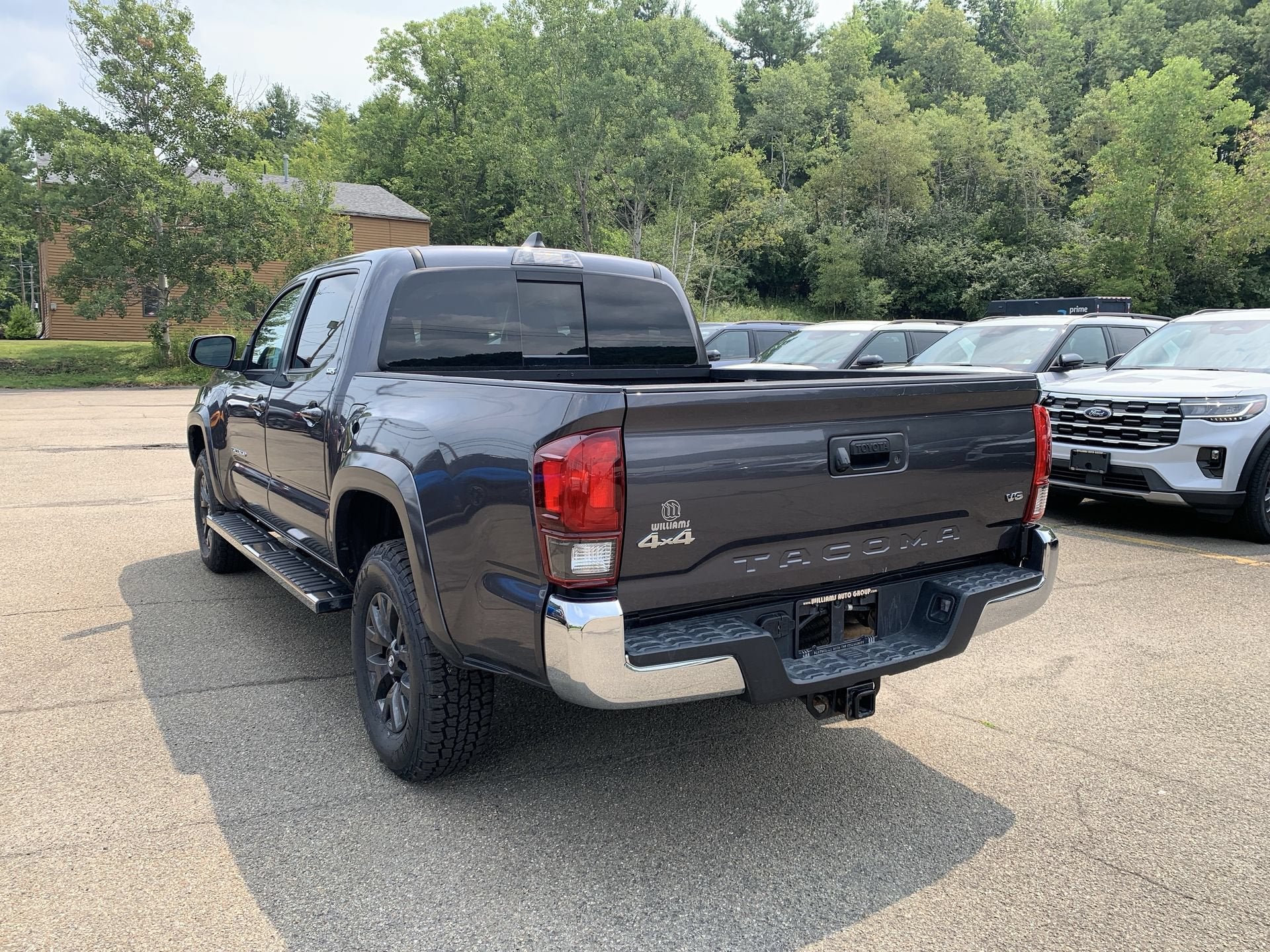 2023 Toyota Tacoma 4WD SR5