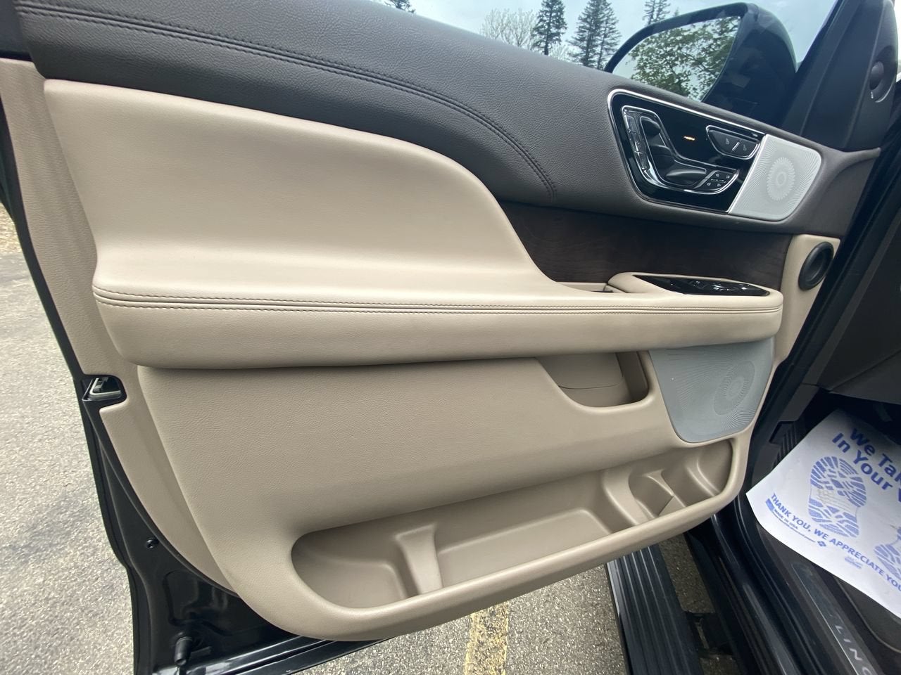 2022 Lincoln Navigator L Reserve