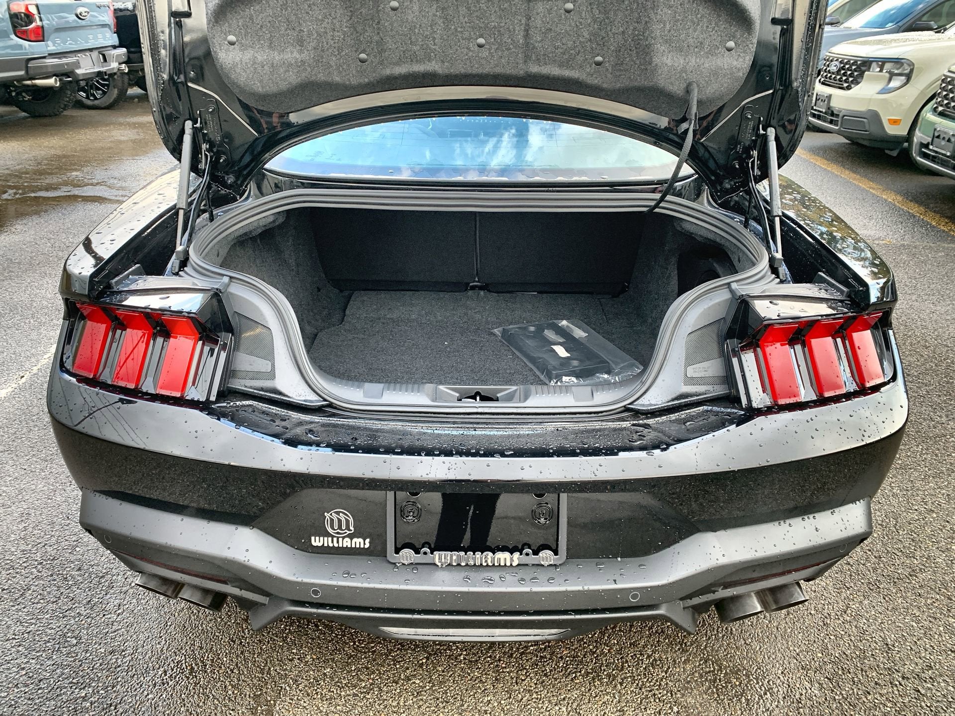 2025 Ford Mustang GT Premium