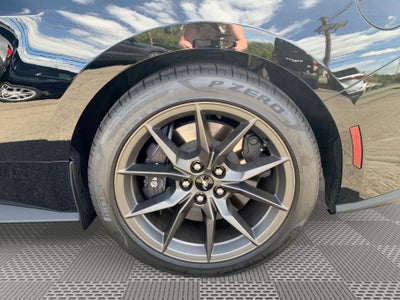 2025 Ford Mustang Dark Horse