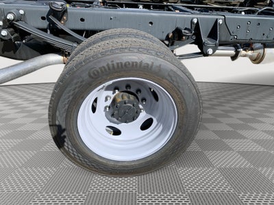 2027 Ford Super Duty F-450 DRW XL