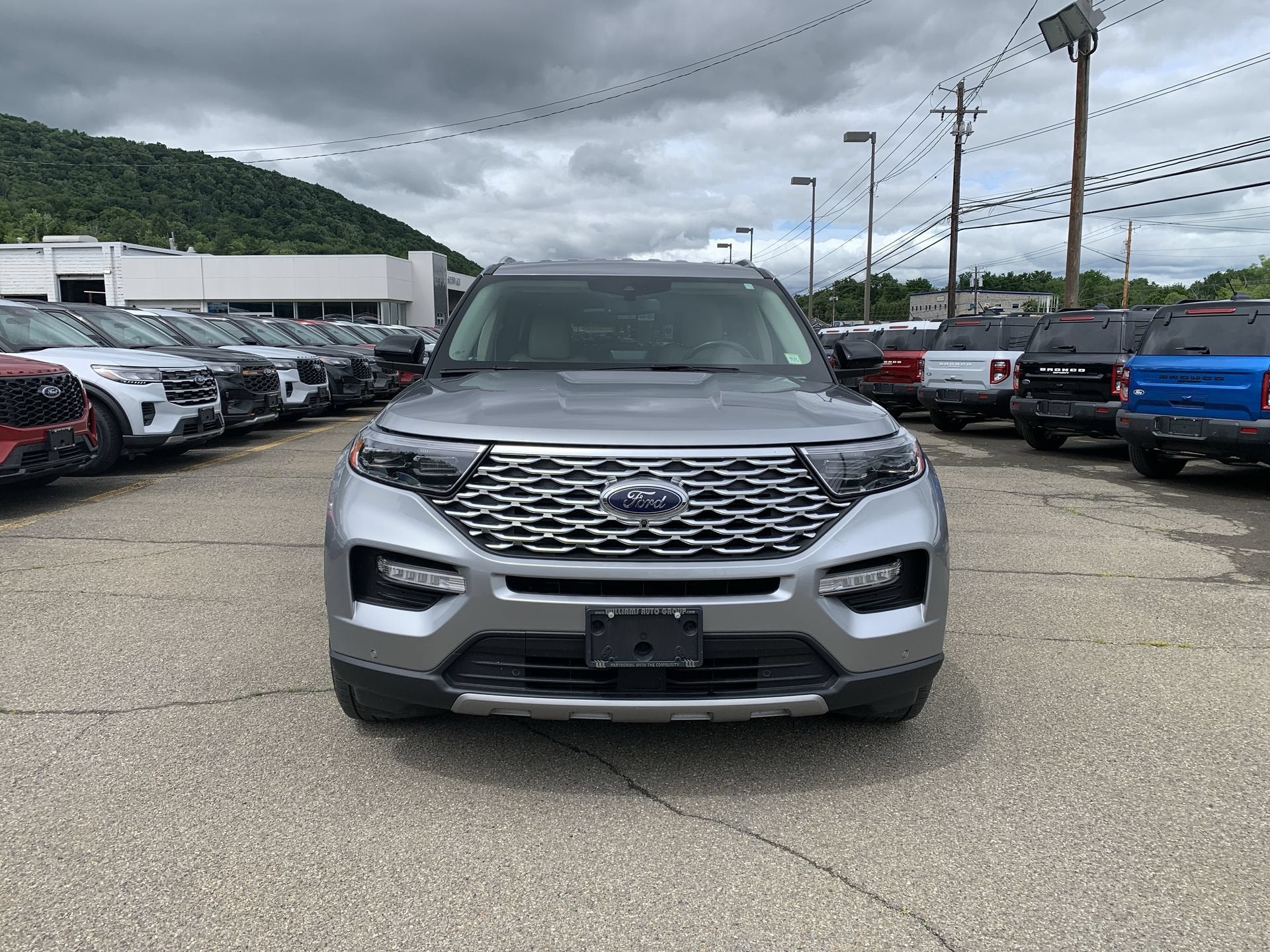 2021 Ford Explorer Platinum