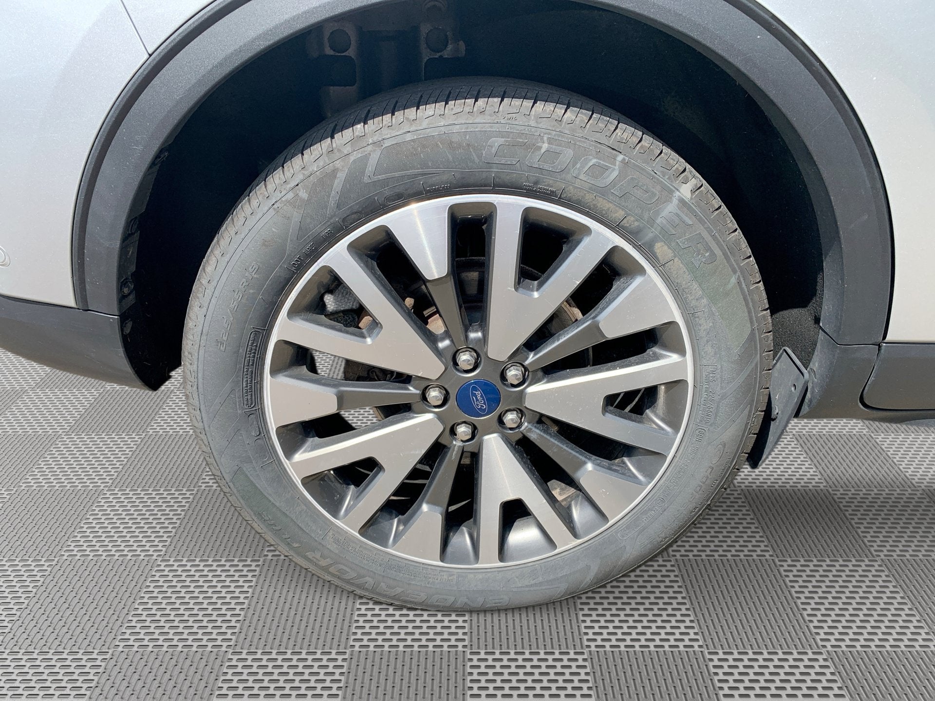 2020 Ford Escape Titanium