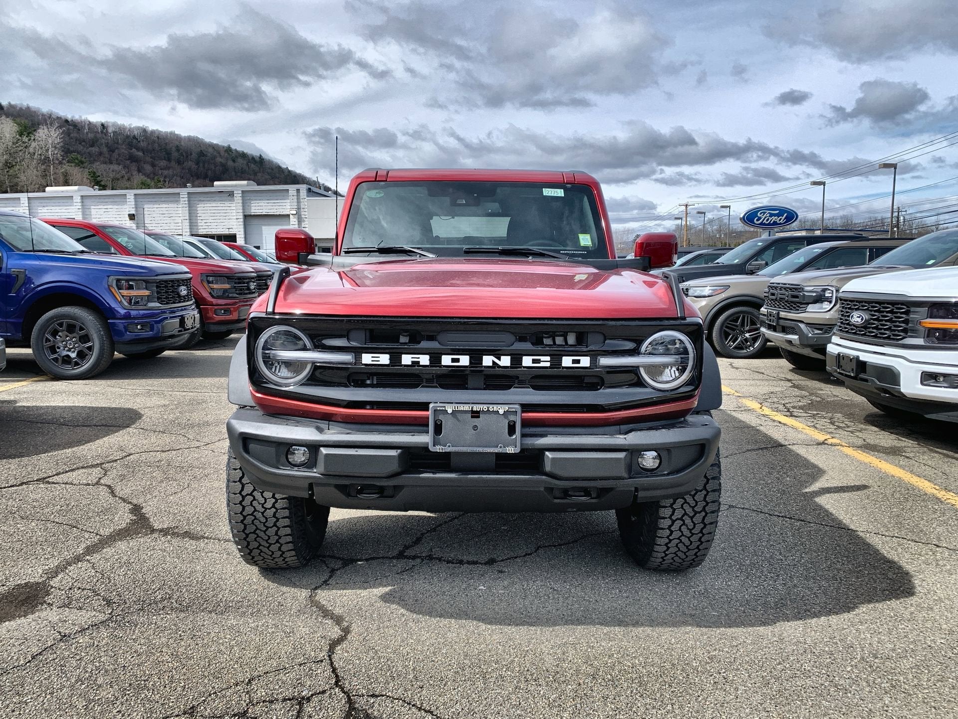 2026 Ford Bronco Outer Banks